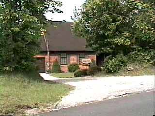 Building photograph for 227 MUNGER LN